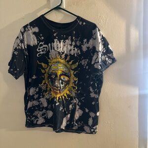 Black and White Graphic Tee with Sun Design